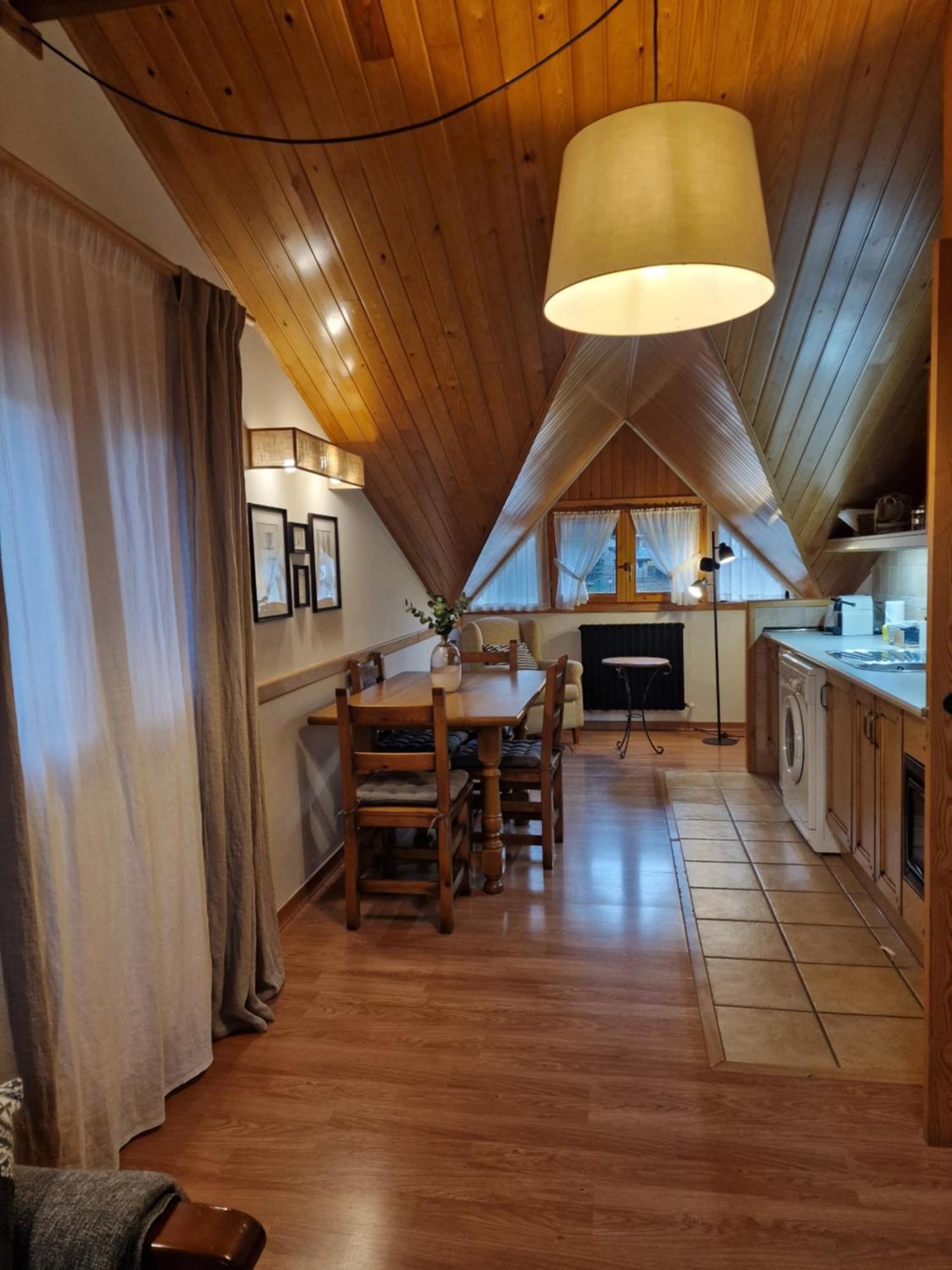 Apartament La Buhardilla De Gavín Zewnętrze zdjęcie